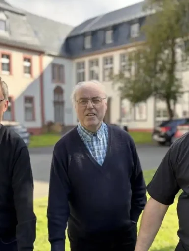 drei Vinzentiner-Patres in Niederprüm (von links):Klaus-Peter Backes,Norbert Haasbach und Christian Rolke.