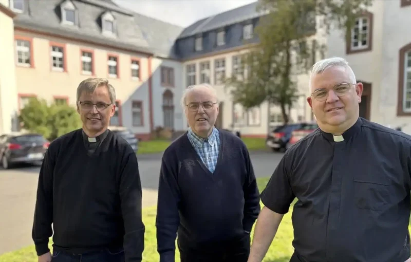drei Vinzentiner-Patres in Niederprüm (von links):Klaus-Peter Backes,Norbert Haasbach und Christian Rolke.